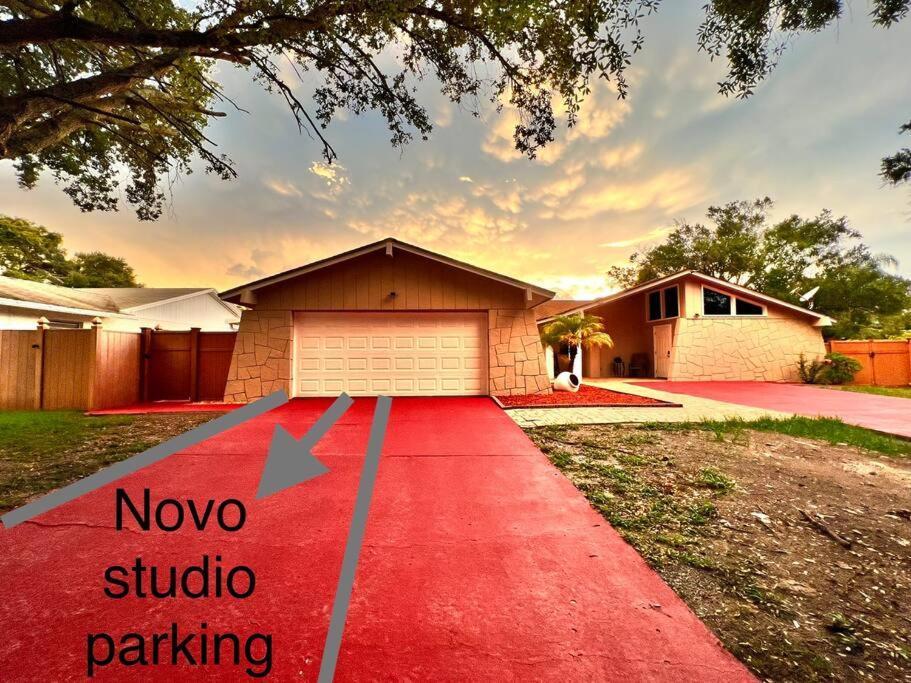 Grey Novo + Free-parking&wifi